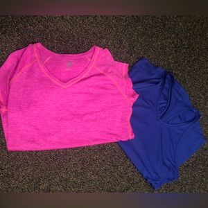BUNDLE** Women’s workout tops.